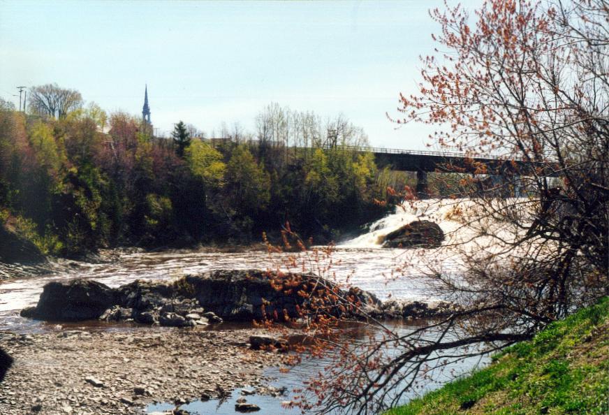 奥维克斯皮诺特斯汽车旅馆 Rivière-du-Loup 外观 照片